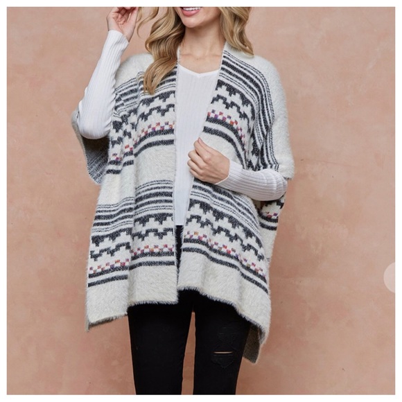34 Boho Aztec Pattern Open Front Open Cardigan - Picture 3 of 5